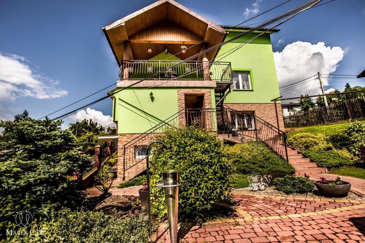 Pokoje U Honoraty Ustrzyki Dolne Exterior foto