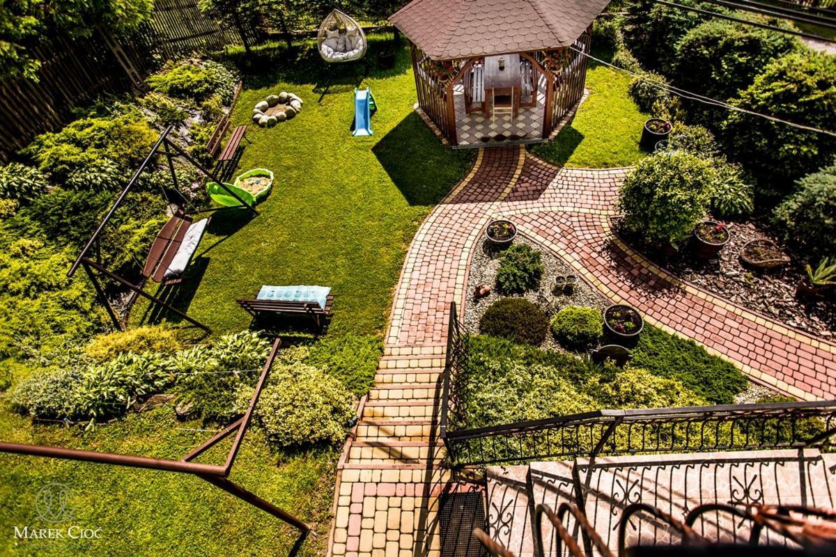 Pokoje U Honoraty Ustrzyki Dolne Exterior foto