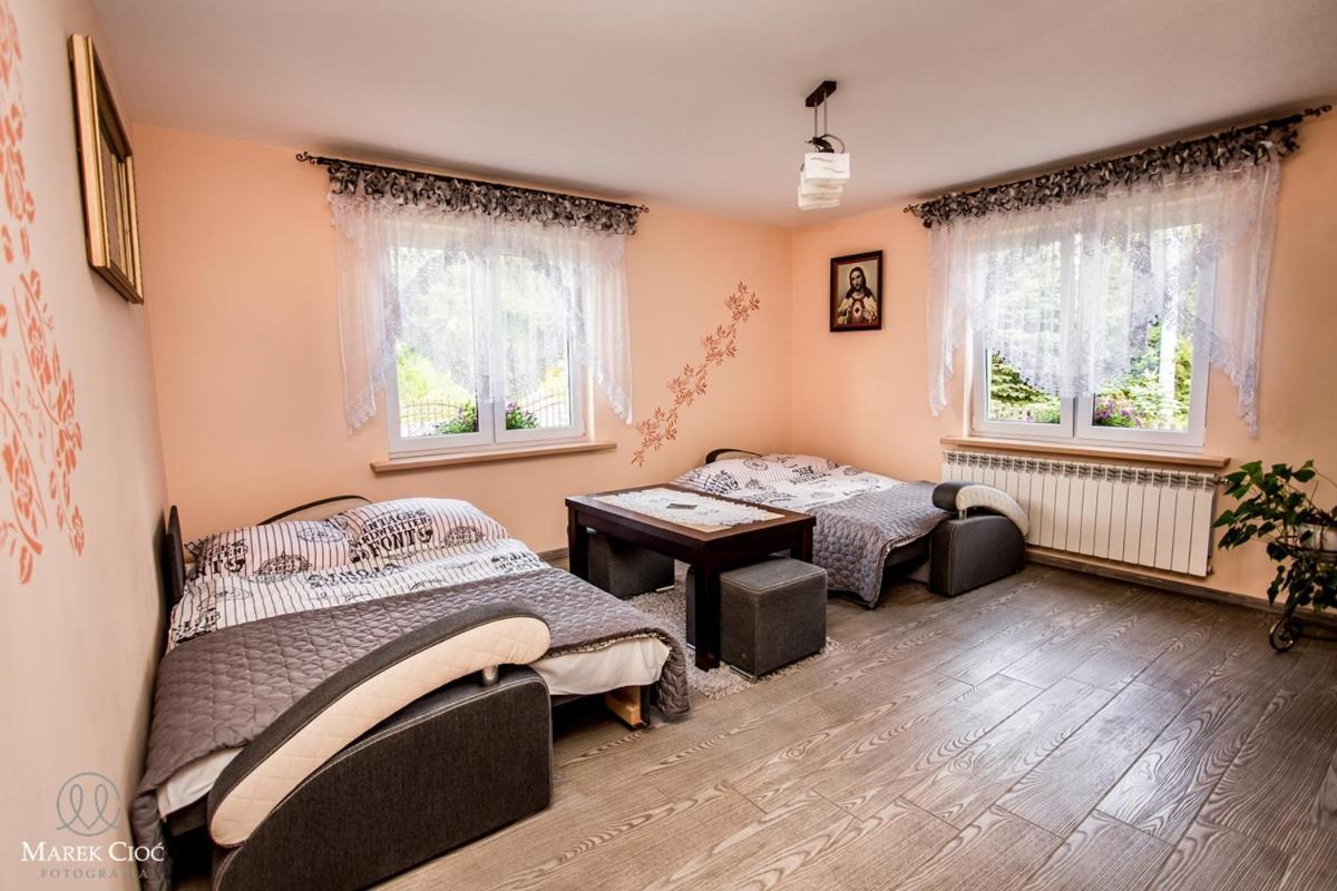Pokoje U Honoraty Ustrzyki Dolne Exterior foto